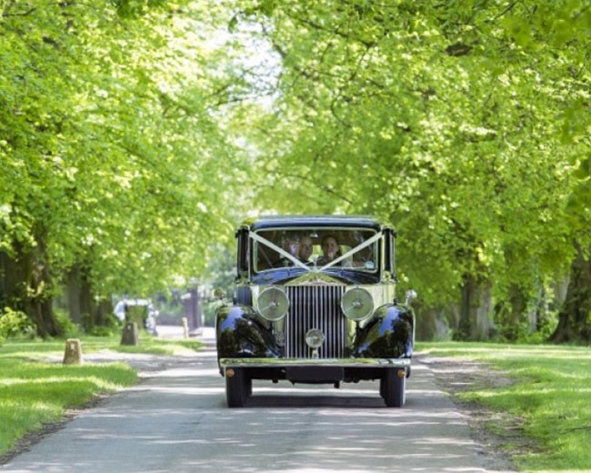 Classic Wedding Cars image 19
